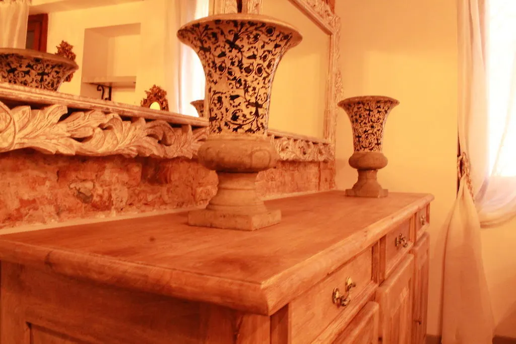 ***  Rigoletto Charm Bed & Breakfast Venice Italy