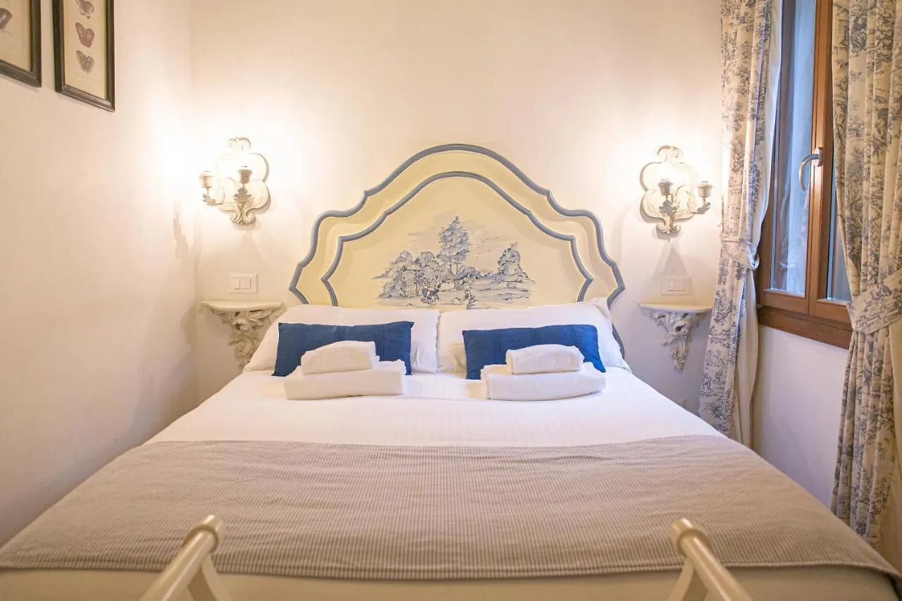 Rigoletto Charm Bed & Breakfast Venice 3*,  Italy
