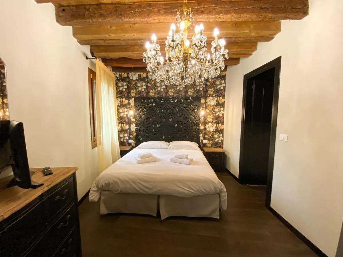 Rigoletto Charm Bed & Breakfast Venice