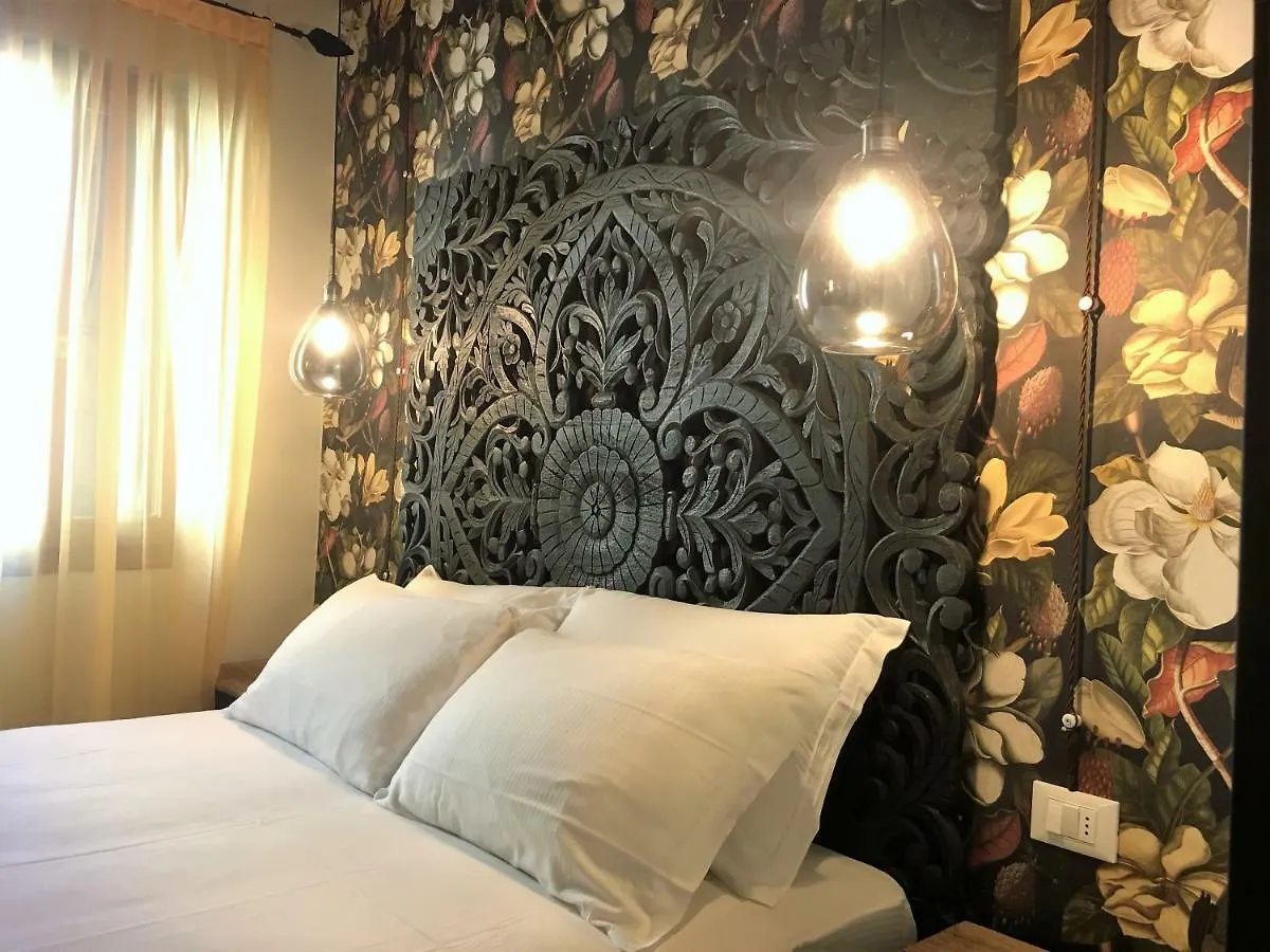 ***  Rigoletto Charm Bed & Breakfast Venice Italy