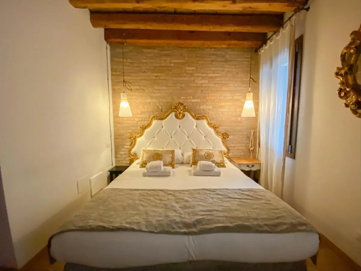 Rigoletto Charm Bed & Breakfast Venice