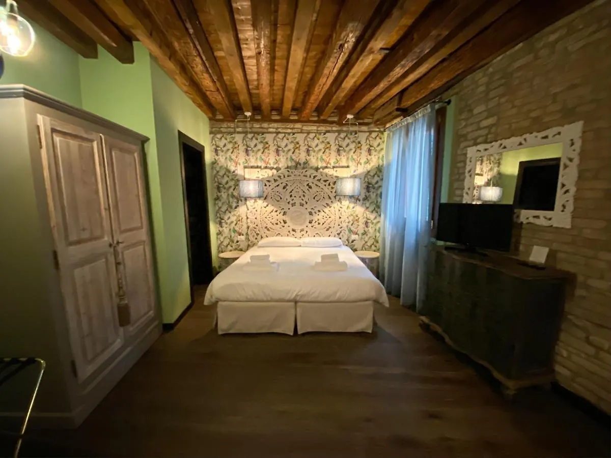 Rigoletto Charm Bed & Breakfast Venice 3*,  Italy